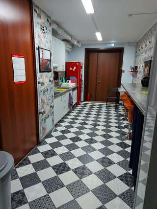 Гостиница Христал Москва Кровать в 6-ти местном номере для мужчин-4